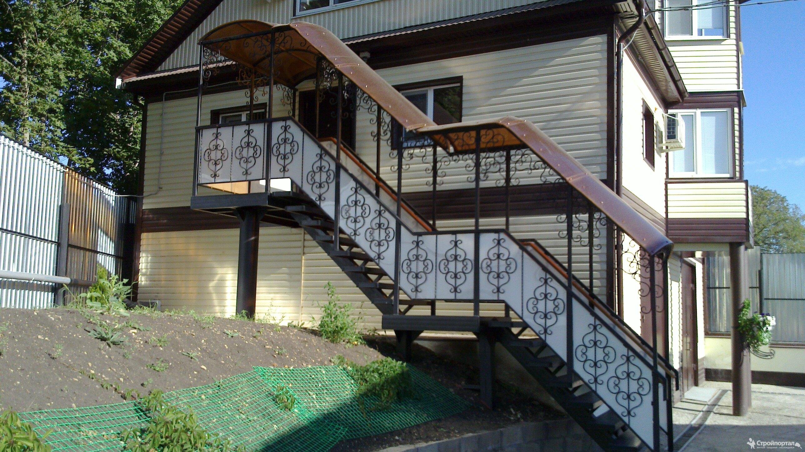 Лестница деревянная своими руками уличная к дому наружная
