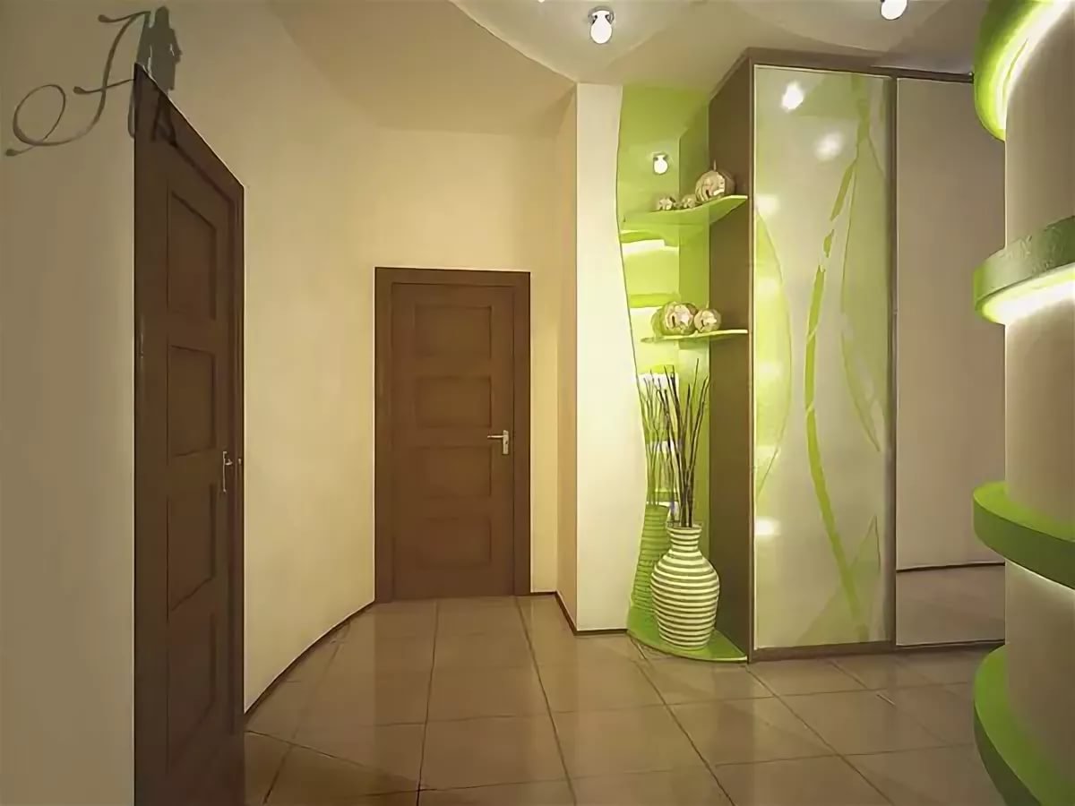 Коридор в салатовых тонах