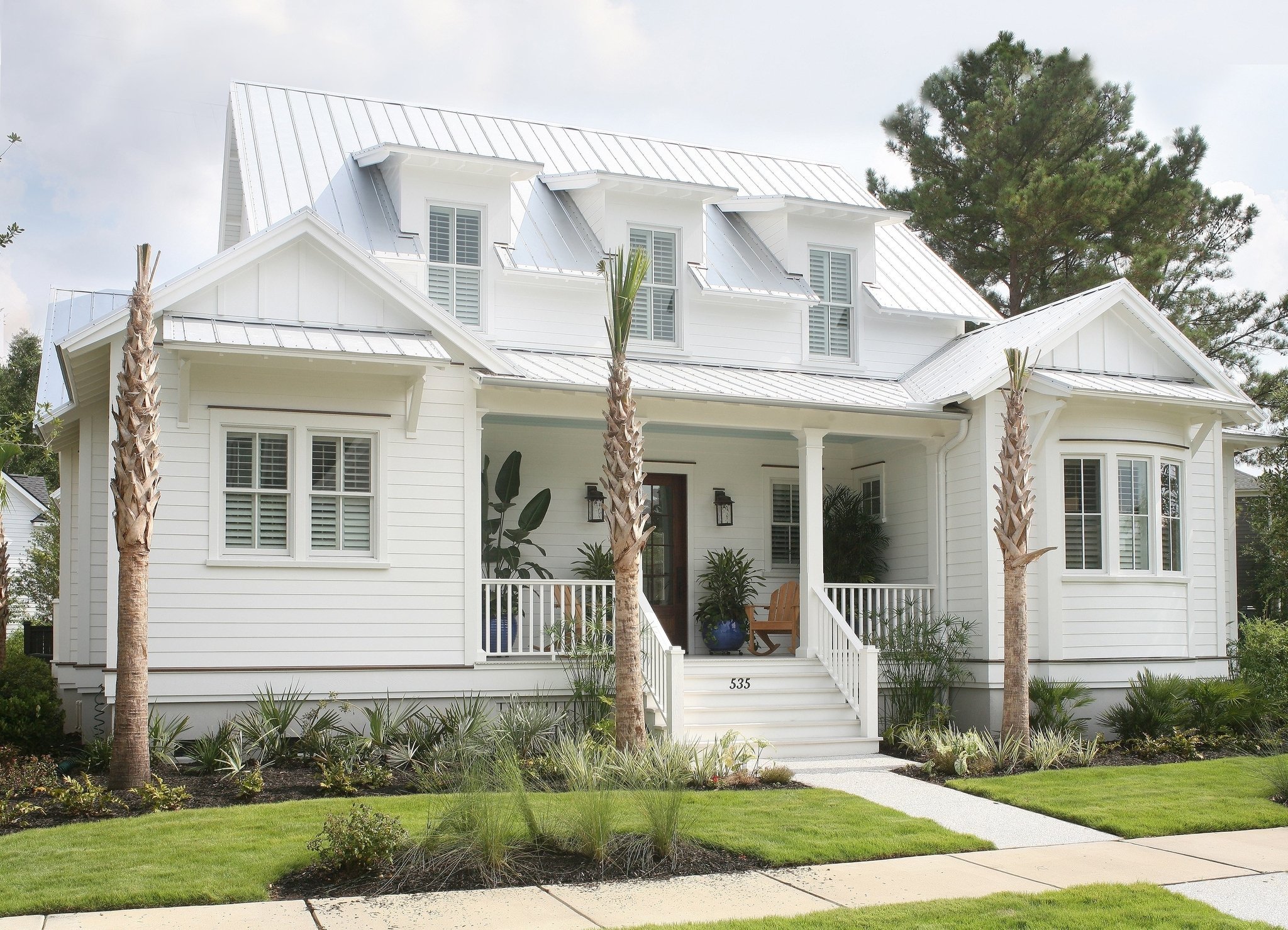 Фото домов с красивым фасадом в цвете белый