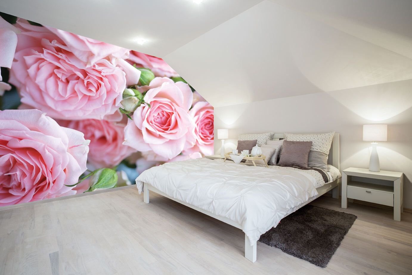Декор стен с фотообоями розы