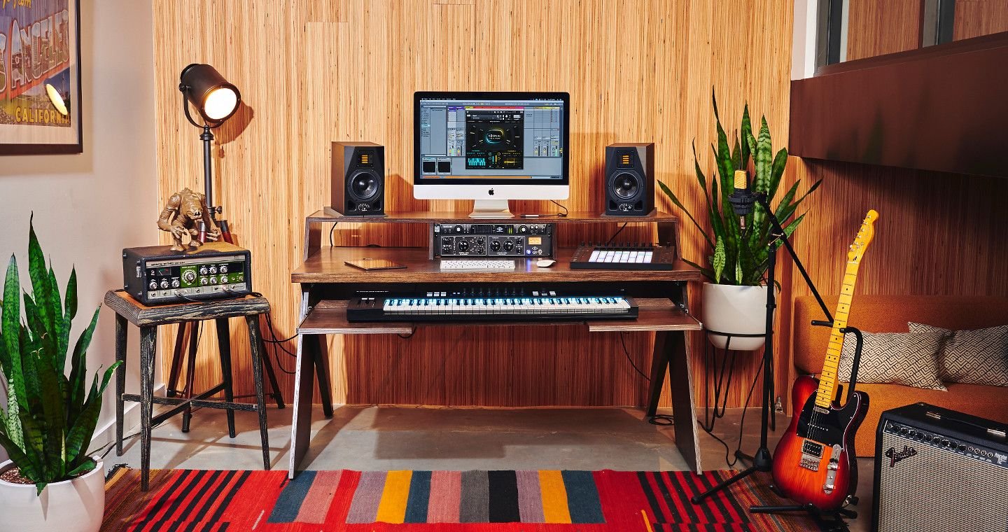 столы для звуковой студии