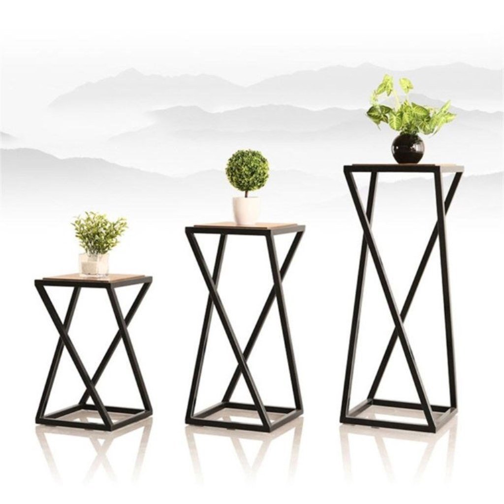 Деревянные вазоны для цветов