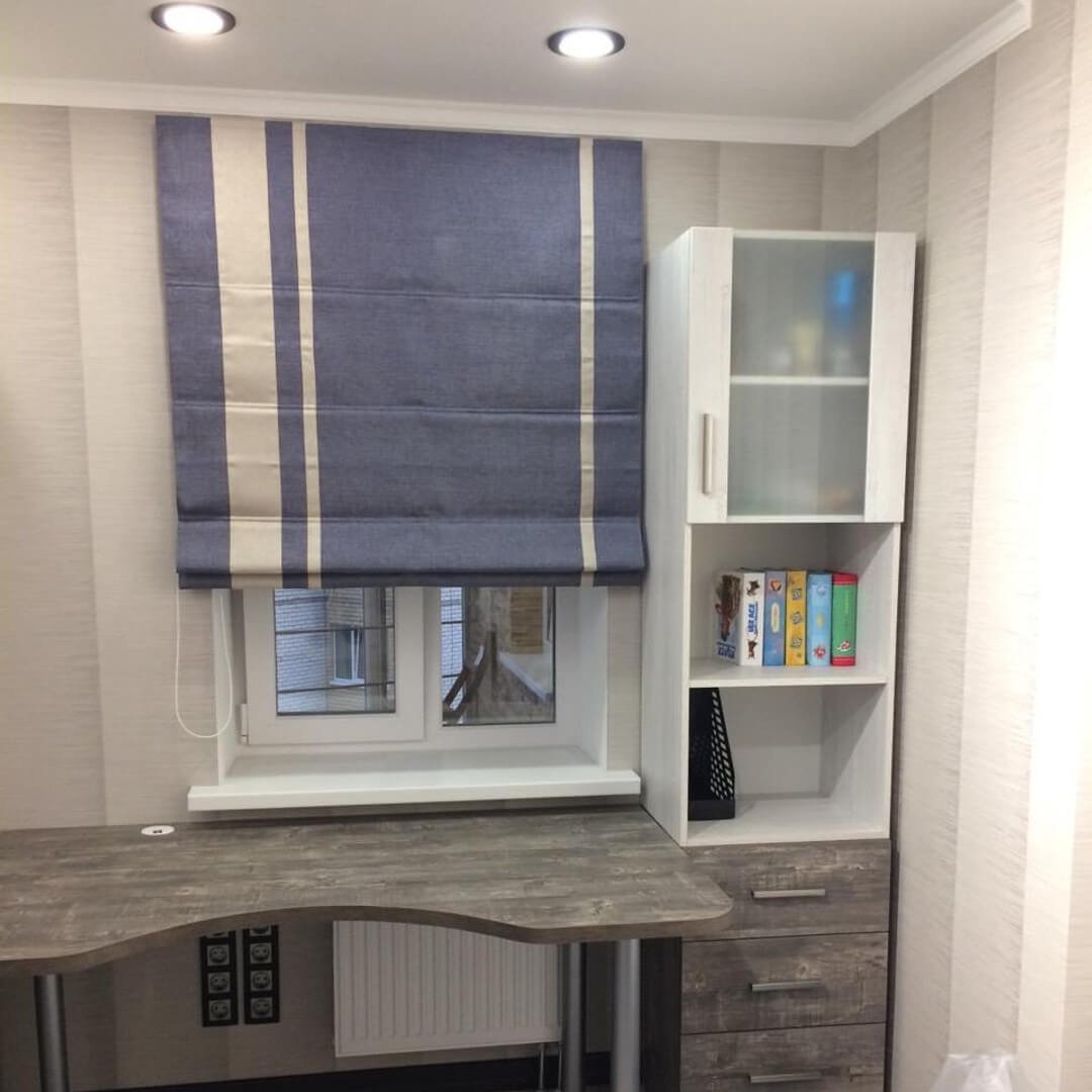 Подоконник диван в детской