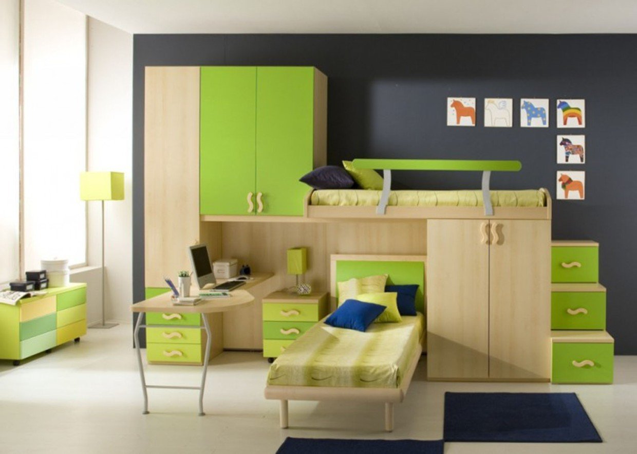Мебель для 2 детей. Детская комната мебель для двоих. Мебель в комнату для двух подростков. Детская мебель салатовая. Модульная мебель для детской комнаты для двоих.