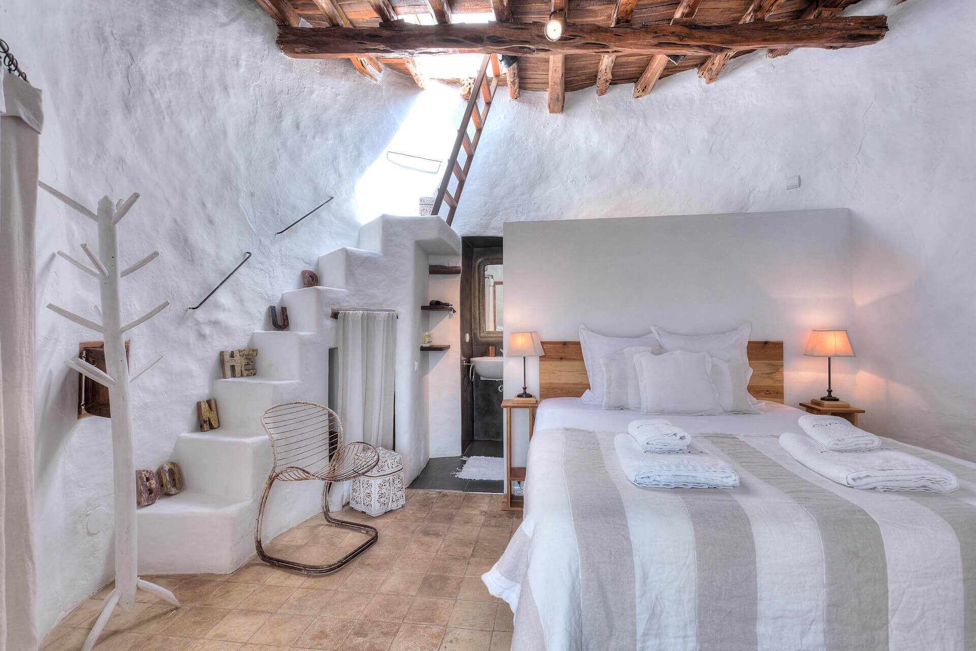 Бутик отель в стиле греческой деревни
