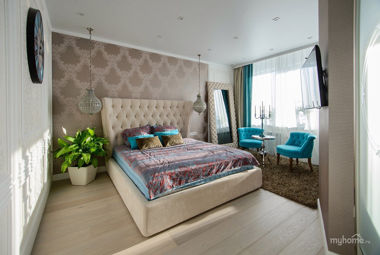 Бежевая спальня с акцентами 109 фото дизайна интерьера в коричнево-бежевых тонах с золотыми синими голубыми и шоколадными деталями