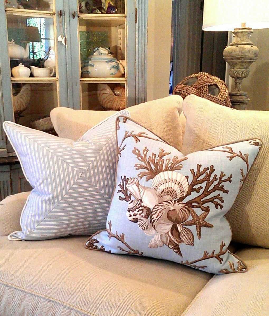 Диванные подушки