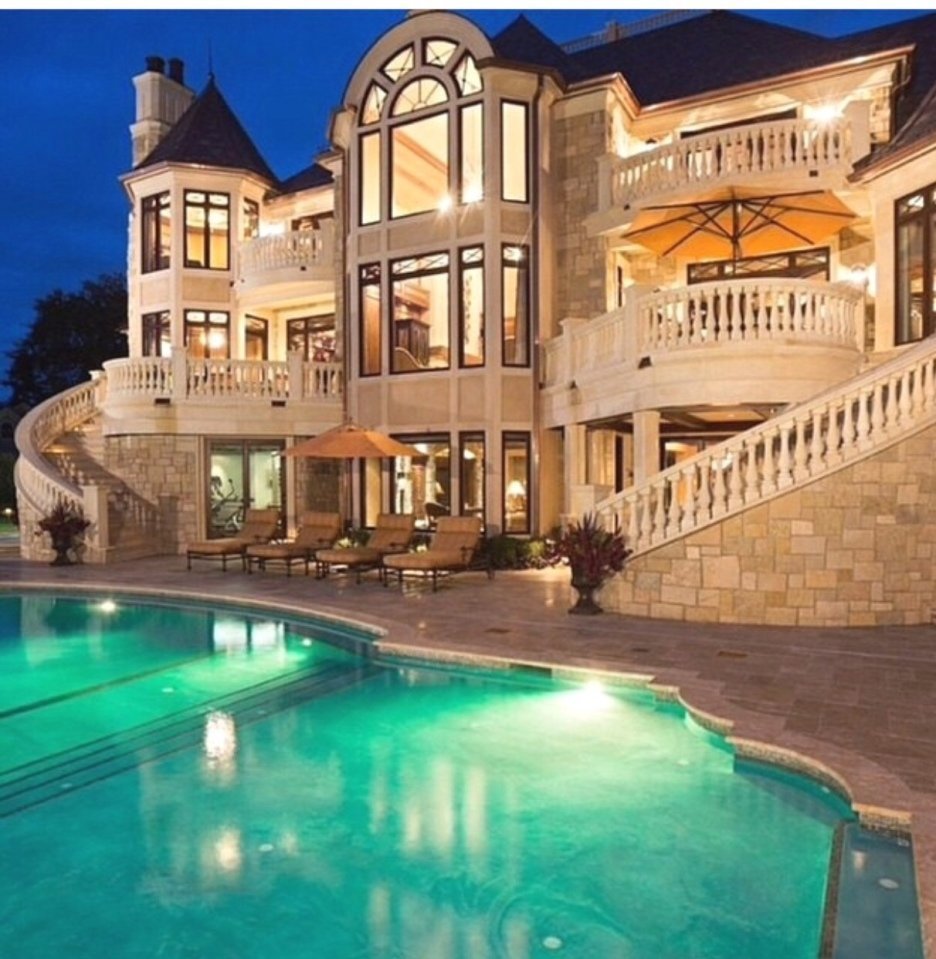 Мэншен-Хаус (Mansion House) на Рублевке