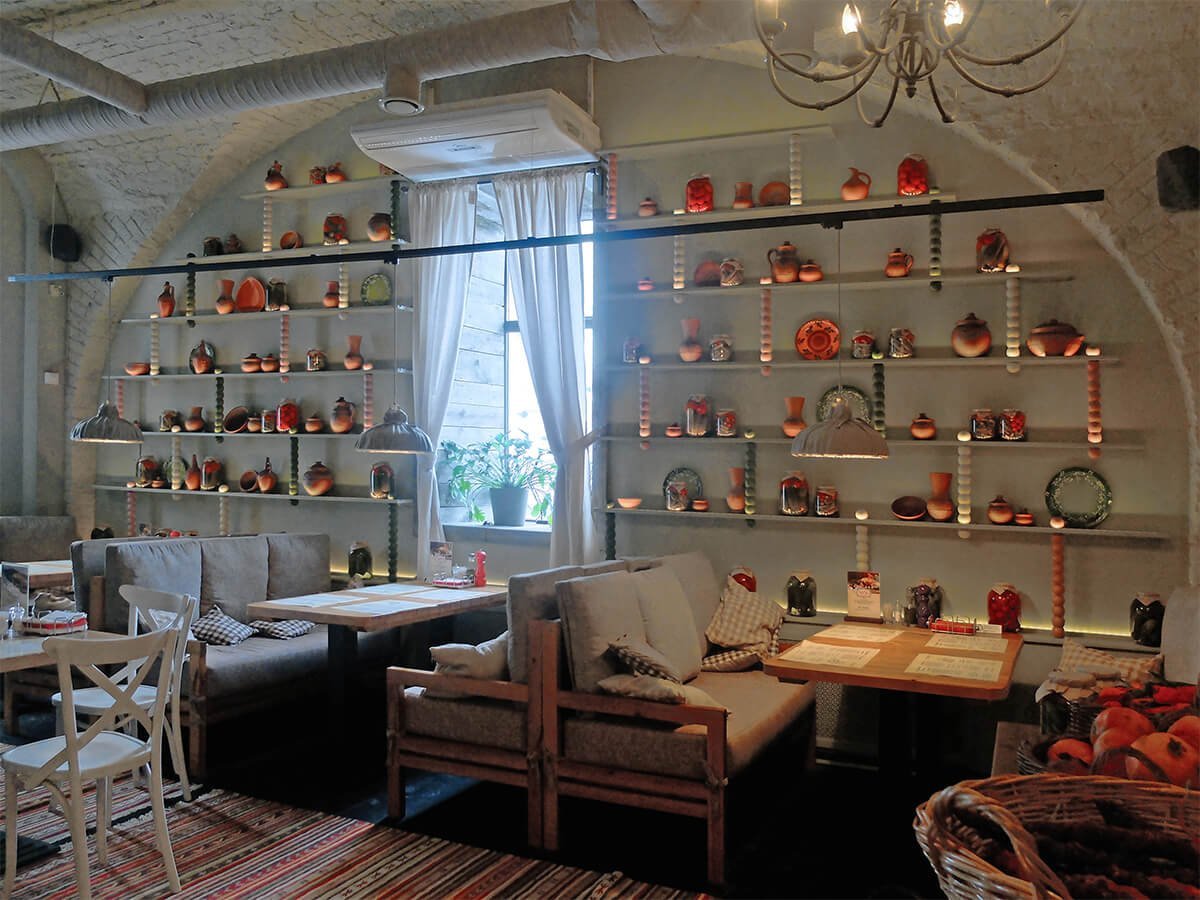 Интерьер дома в грузинском стиле