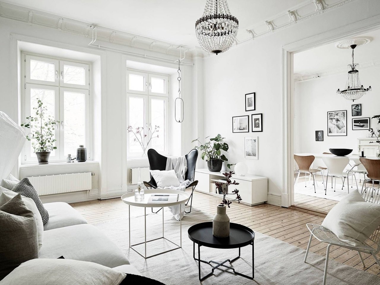 Стокгольмский белый цвет в интерьере фото