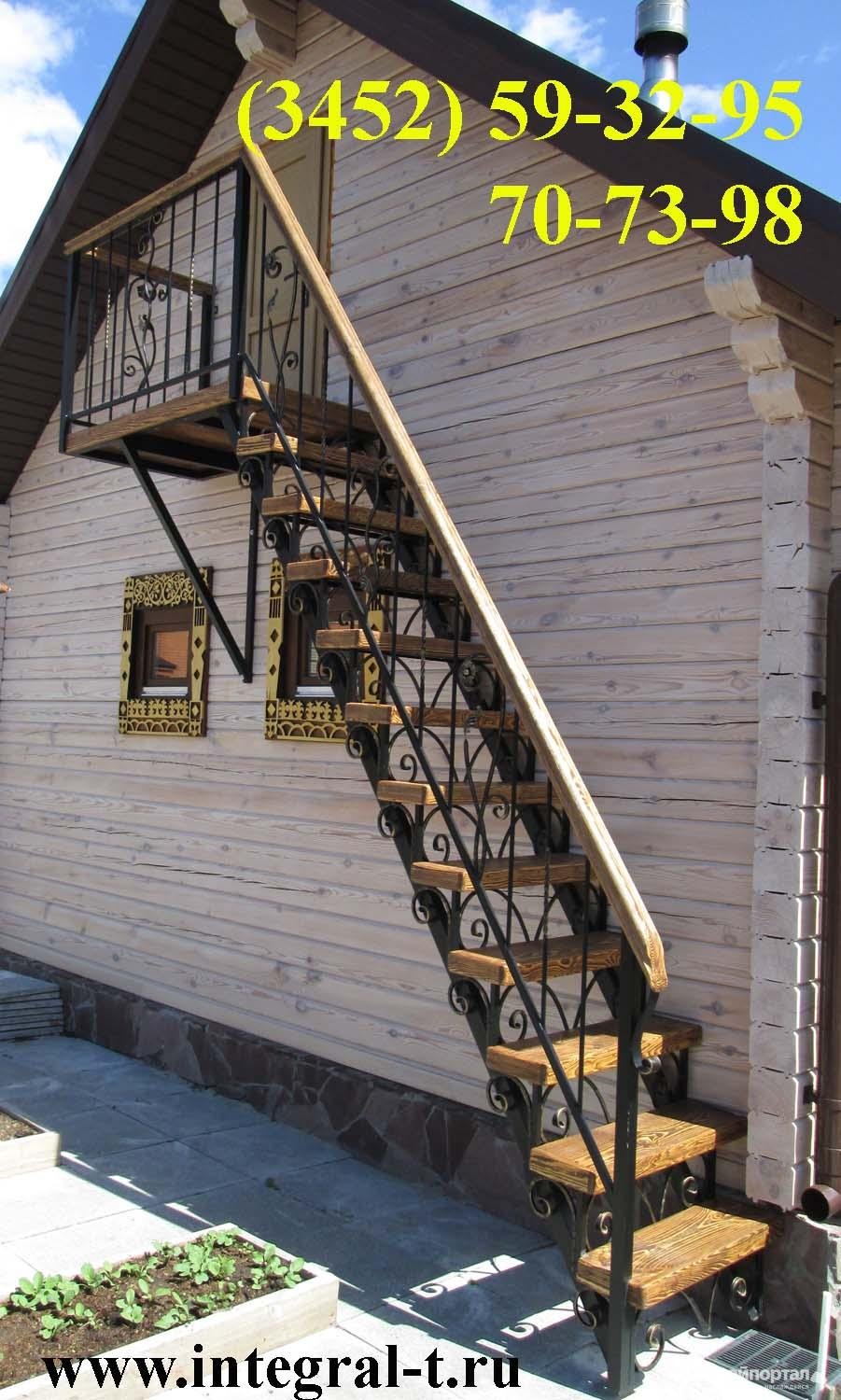 Деревянные лестницы для дачи