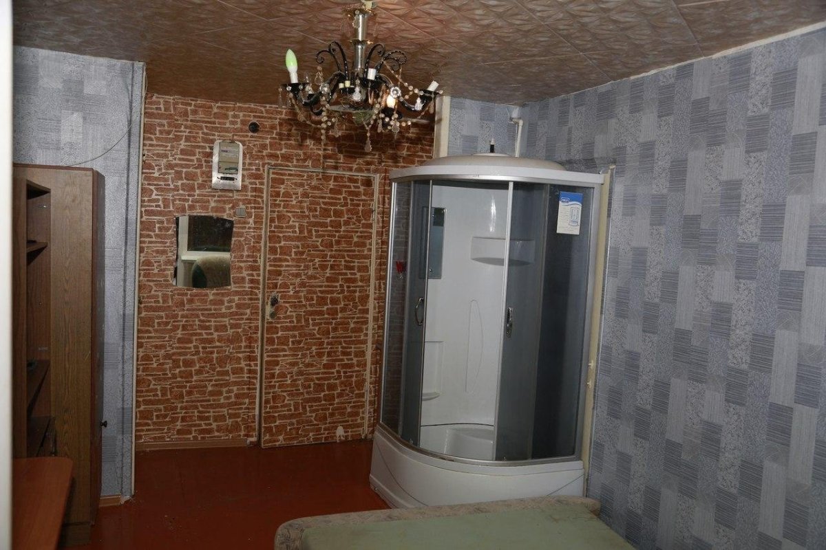 в комнате общежития коридорного типа нужно сделать санузел
