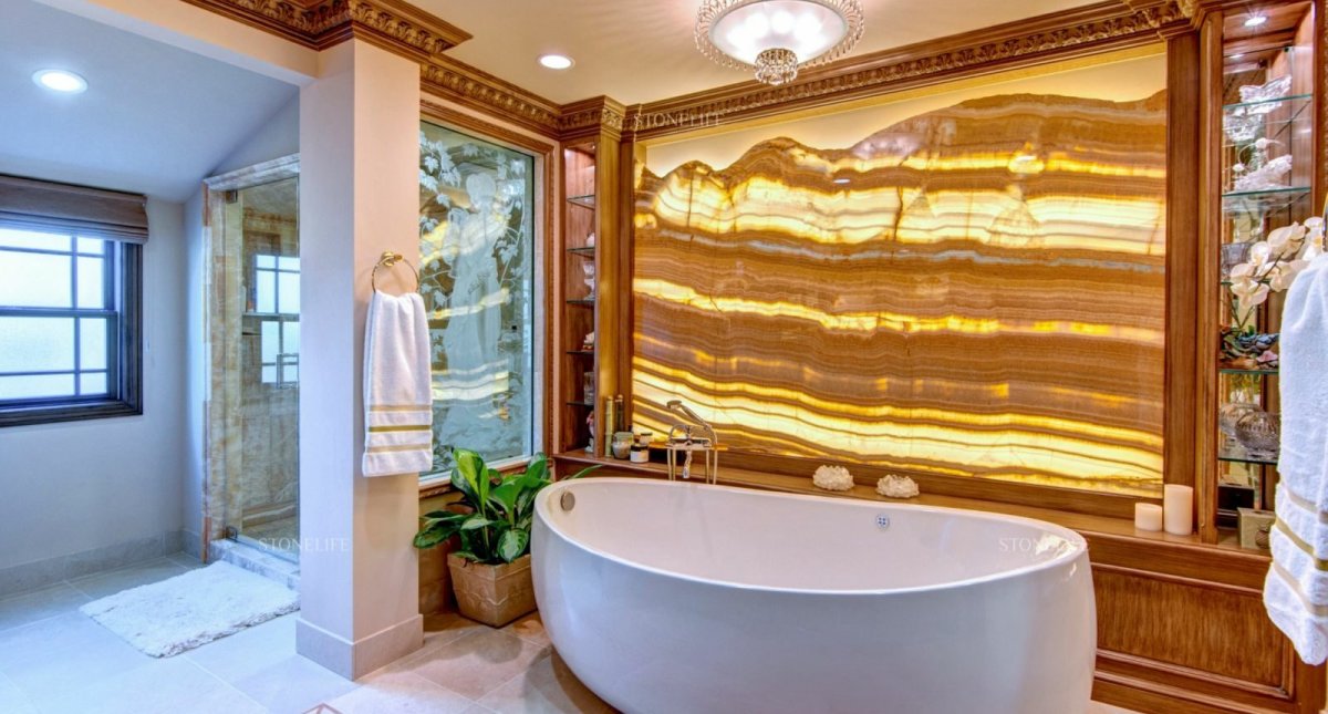 Камень под Оникс