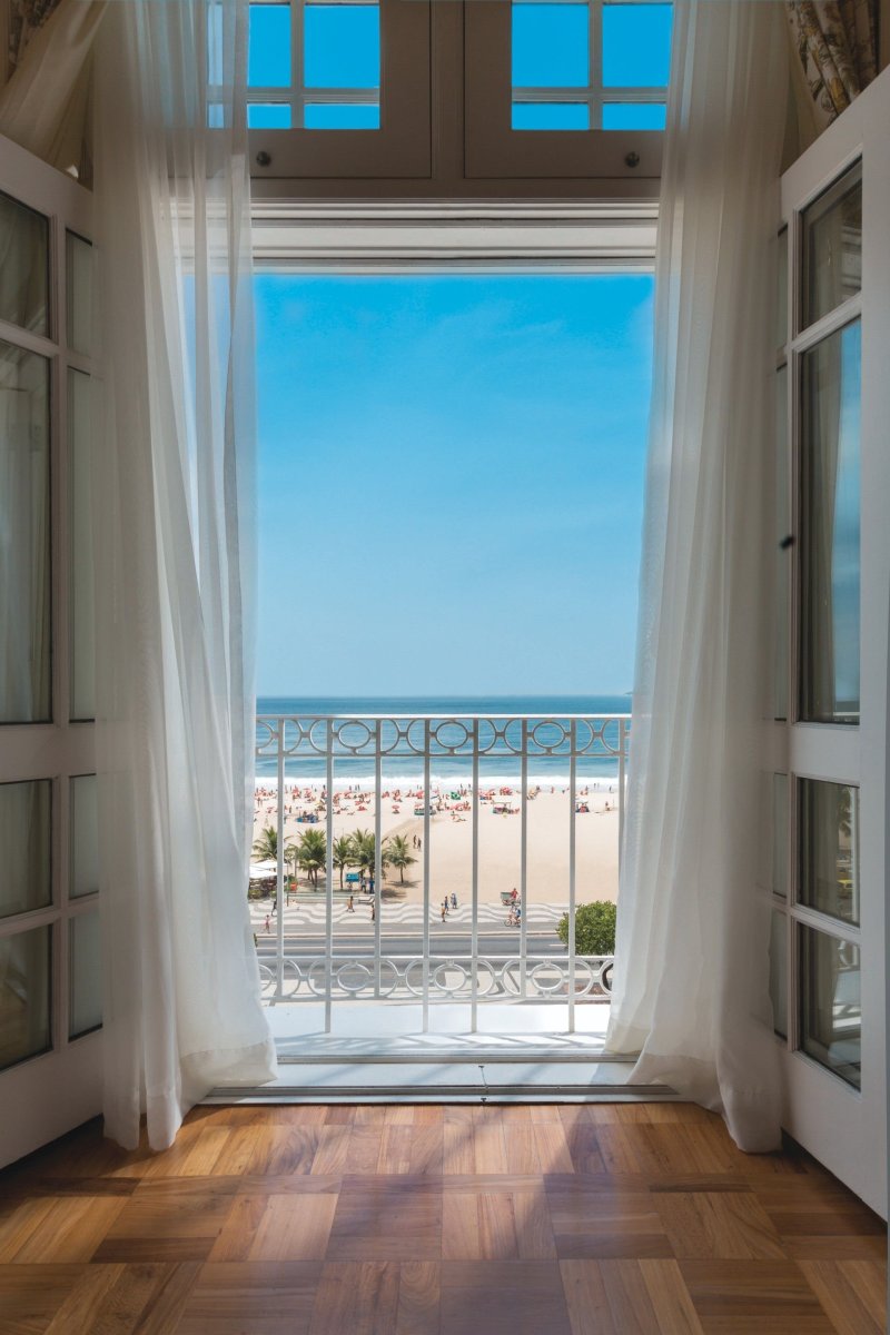 Окно с красивым видом