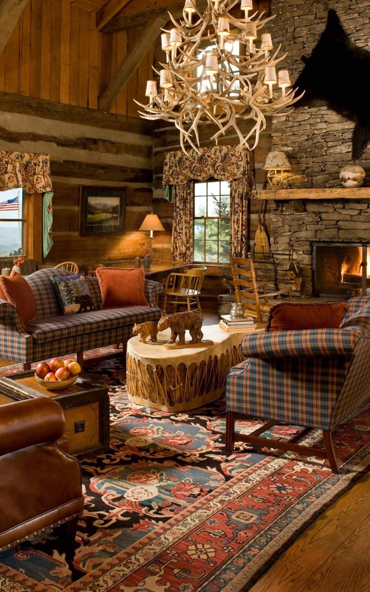 Чучело медведя у камина