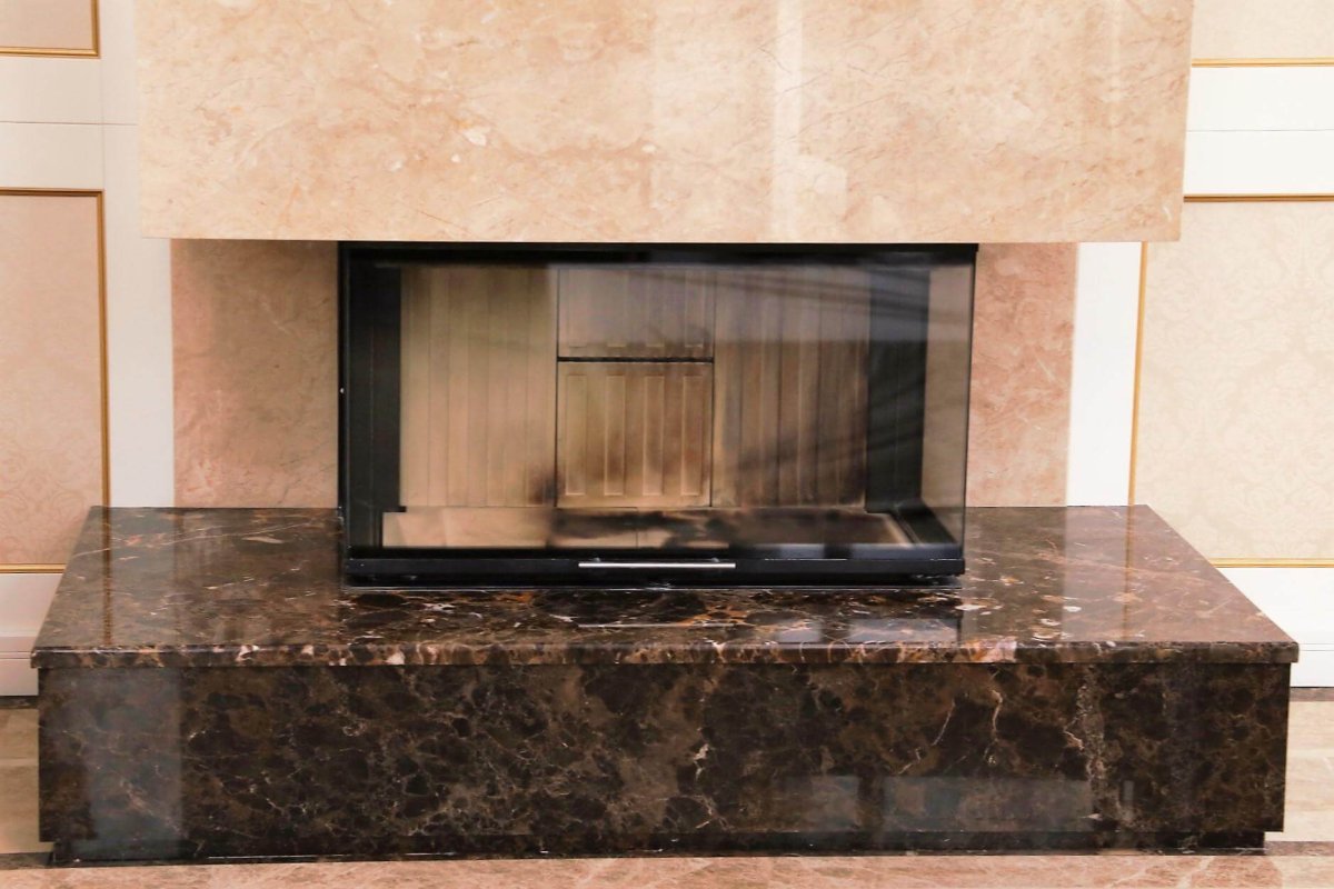 Камин Имперадор дарк и крема Марфил