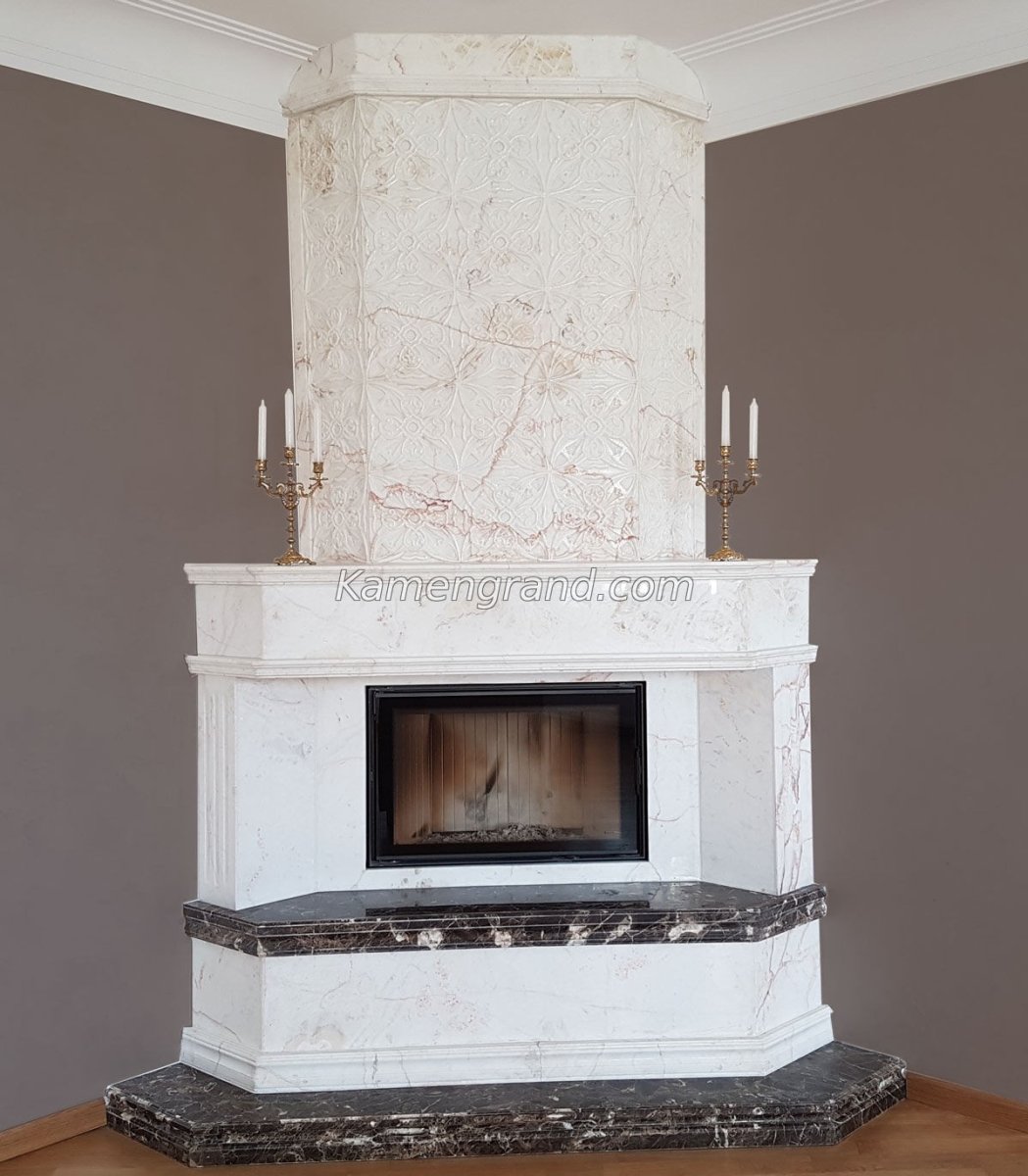 Мраморный камин Оникс