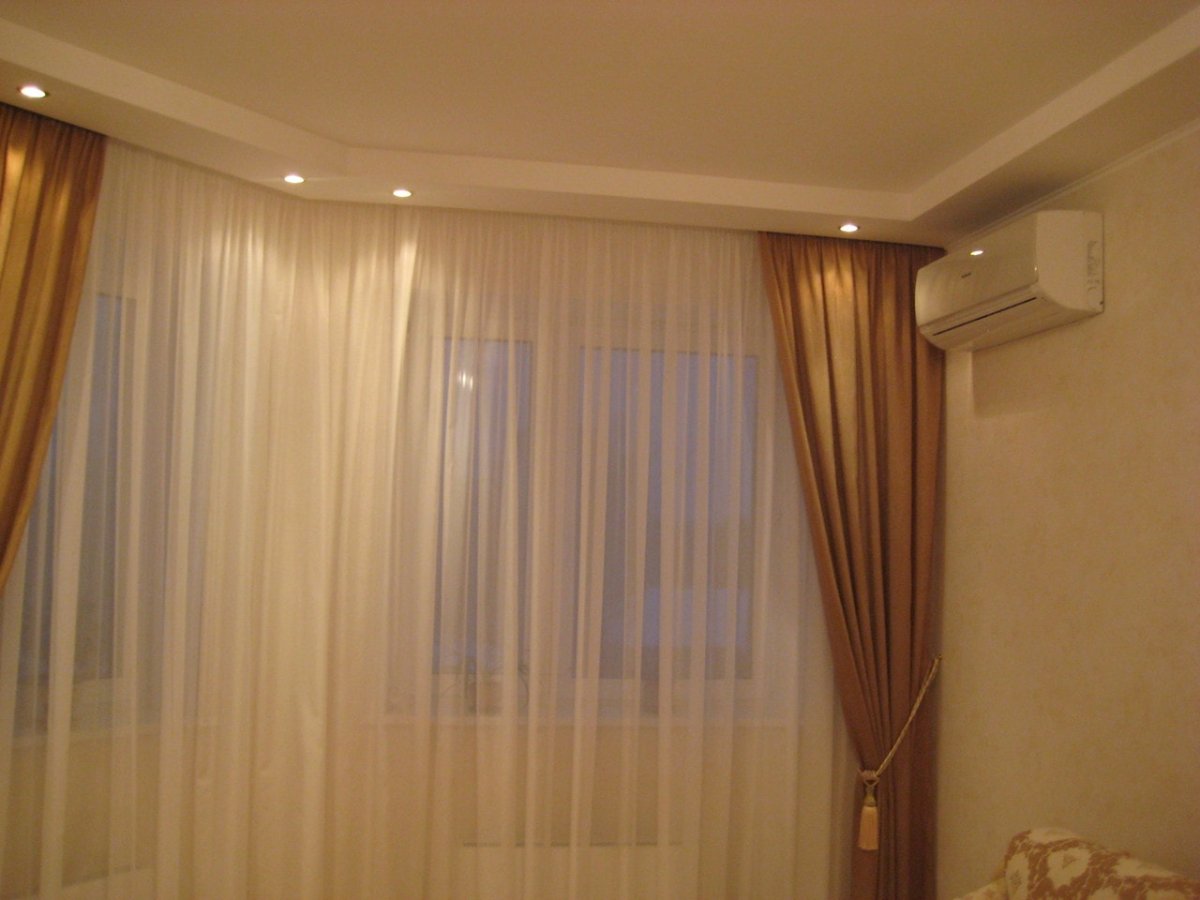 Карниз под натяжной потолок