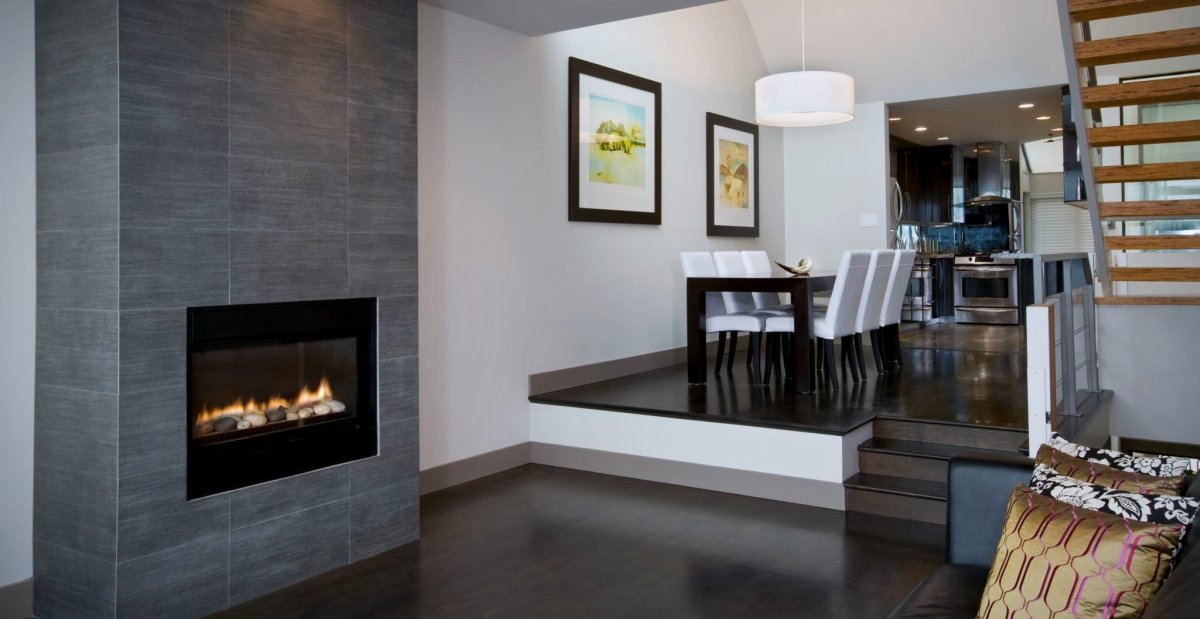 Современная отделка камина