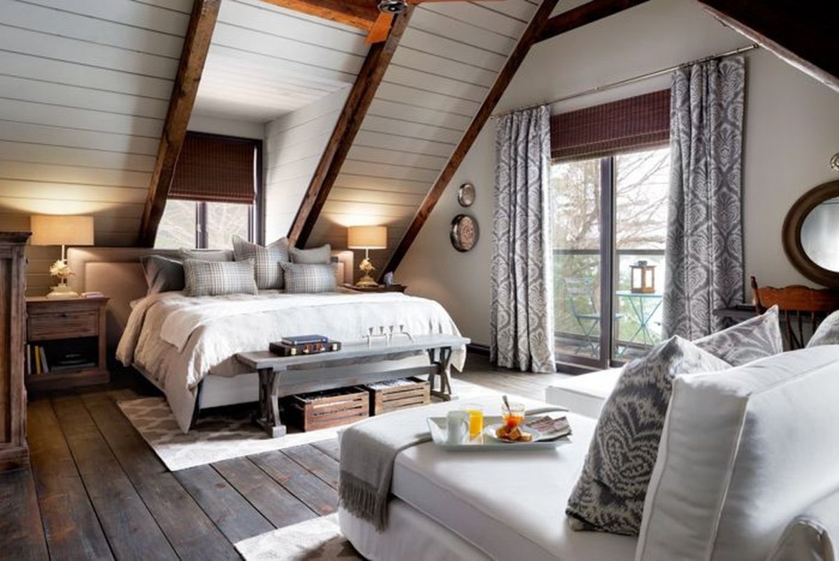 Спальня мансарда дерево Сканди