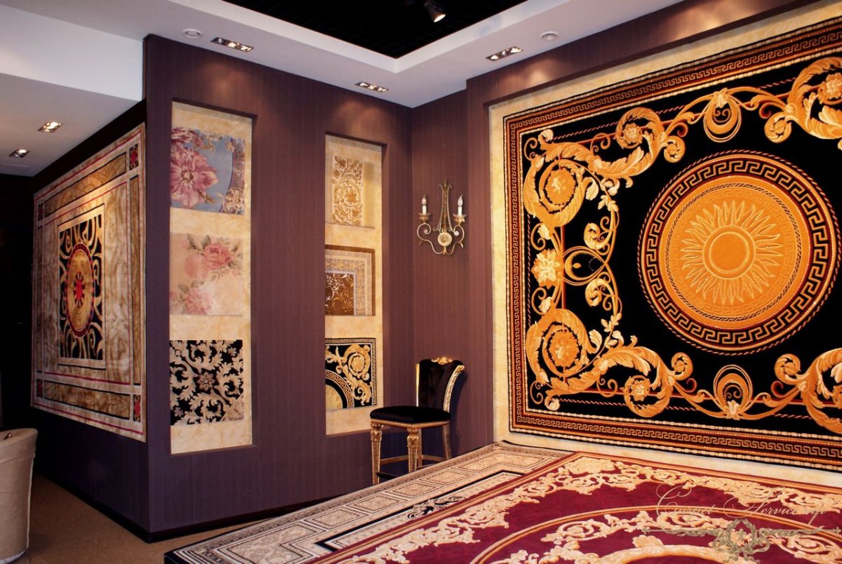 Роскошный ковёр на стене