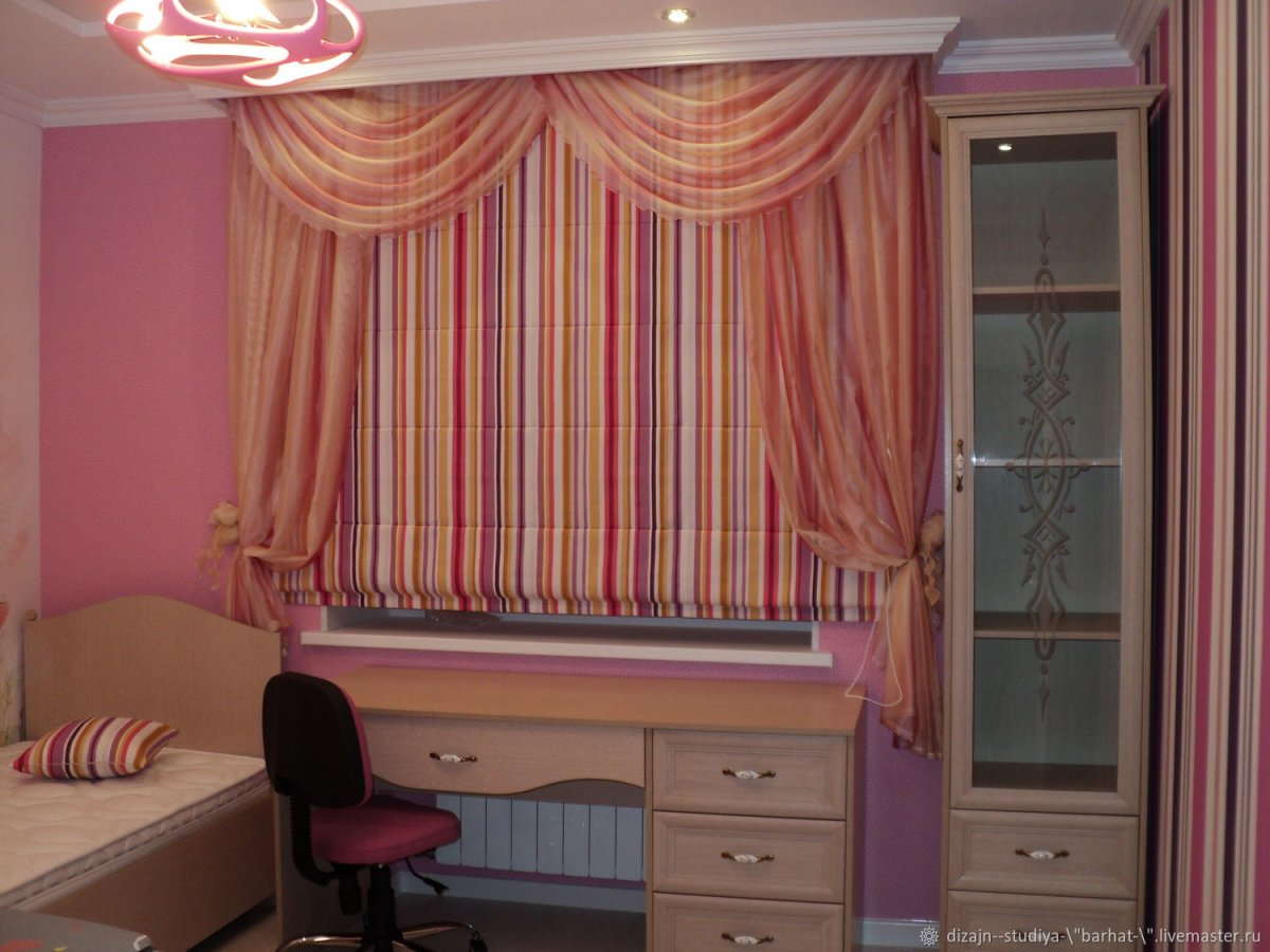 Римская штора в комнату мальчика