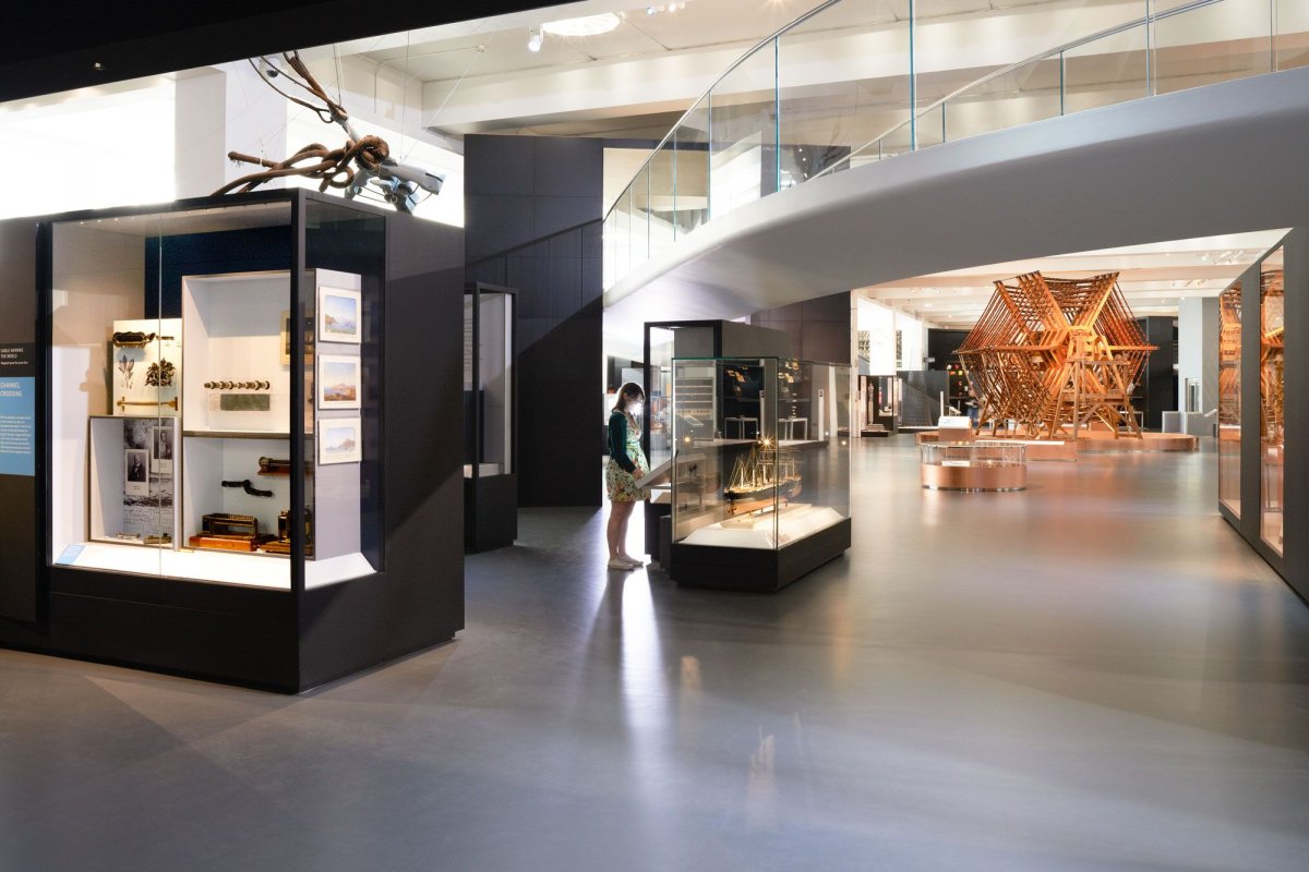 Современный музей