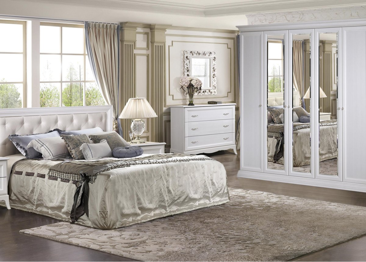 Спальный гарнитур Клара BMS