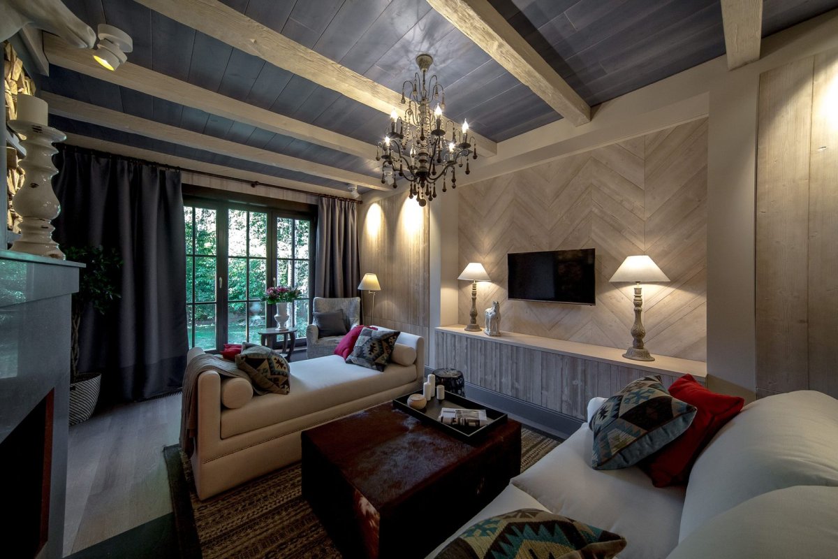 Светильники в стиле Шале