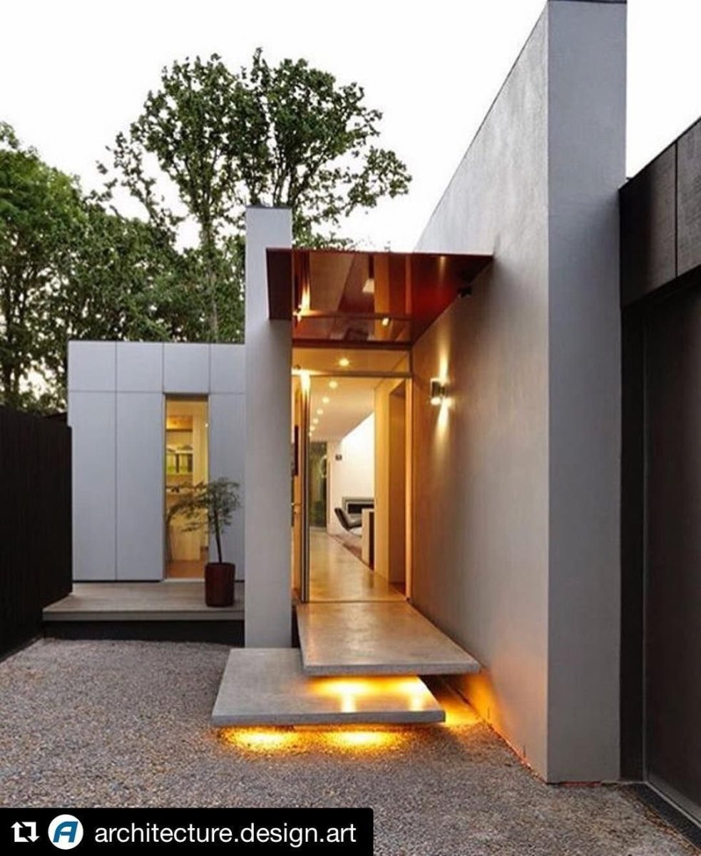 Интерьер лифтового холла