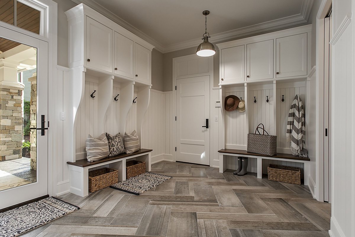 Встроенный шкаф-купе в прихожую