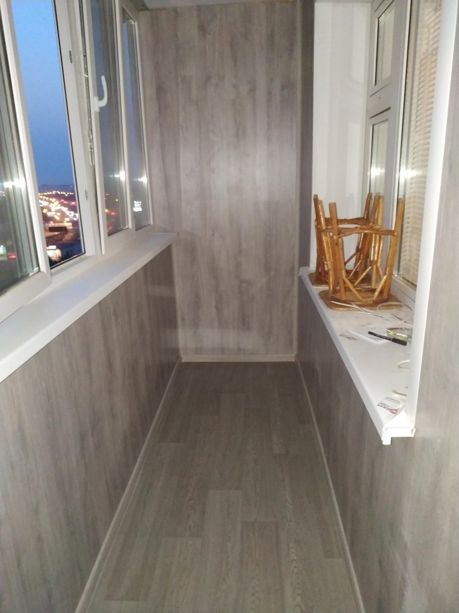 Отделка лоджии ламинатом