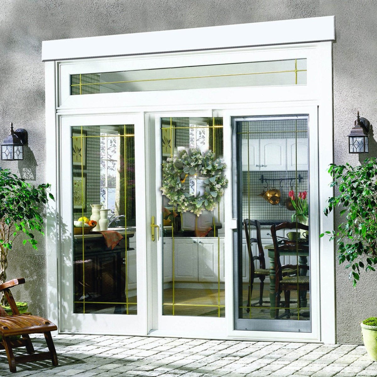 Пластиковые двери