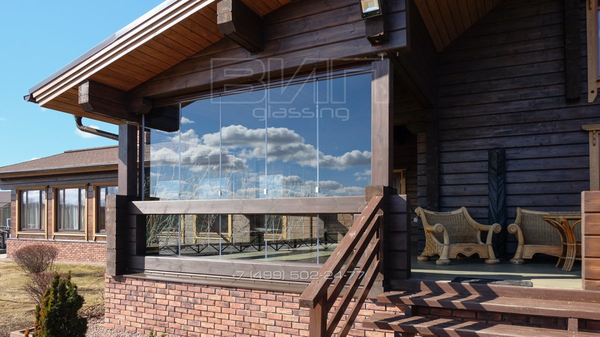 Фронтон терраса Безрамное остекление