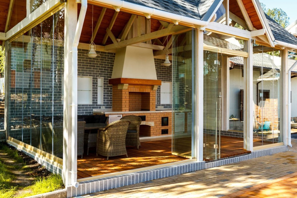 Баня с застекленной верандой