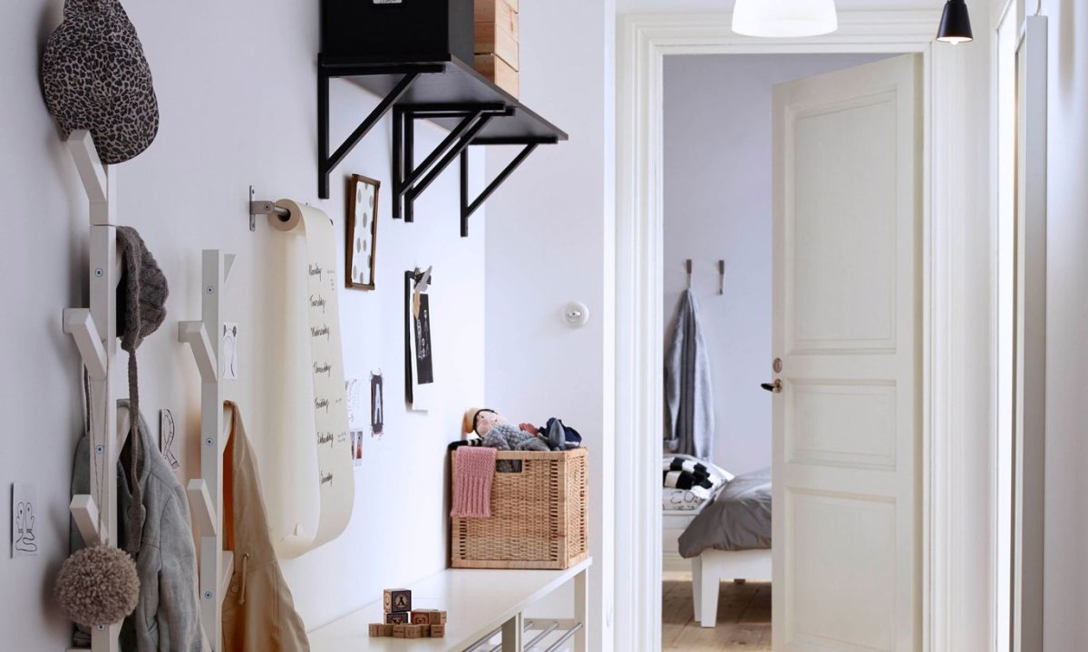 Прихожая в скандинавском стиле икеа