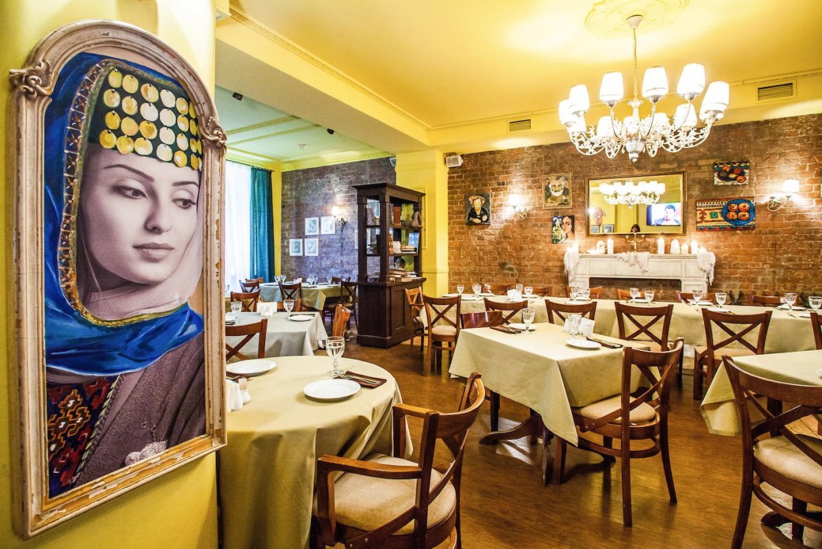 Армянский двор Сочи