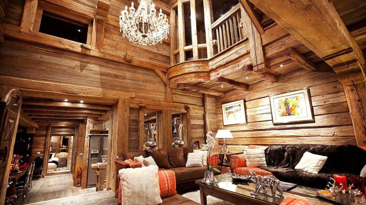 Сруб в стиле Шале