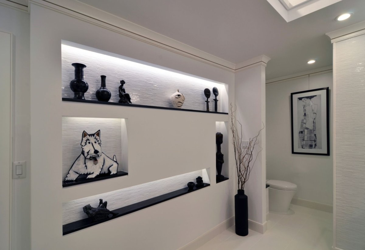 Встроенные книжные полки