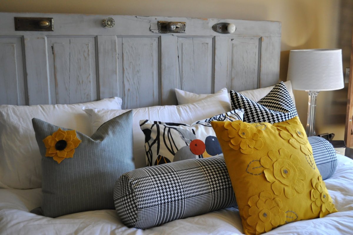 Стильные декоративные подушки