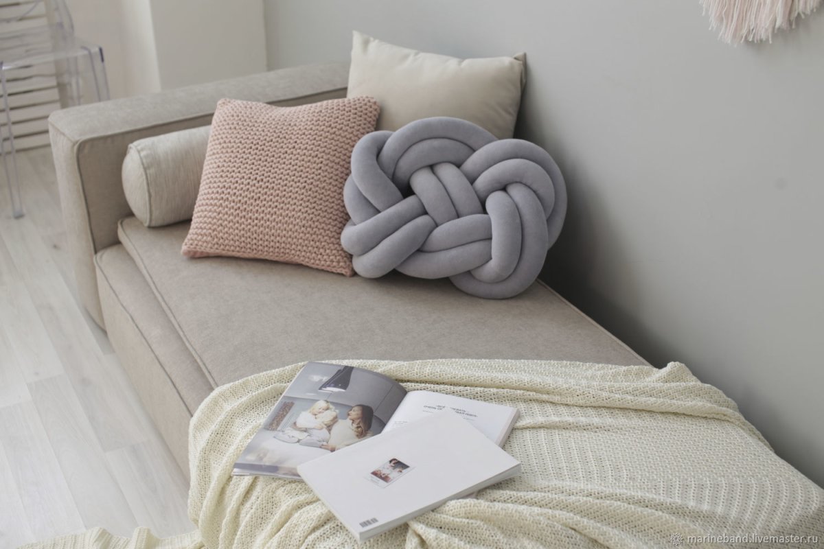 Диванные подушки