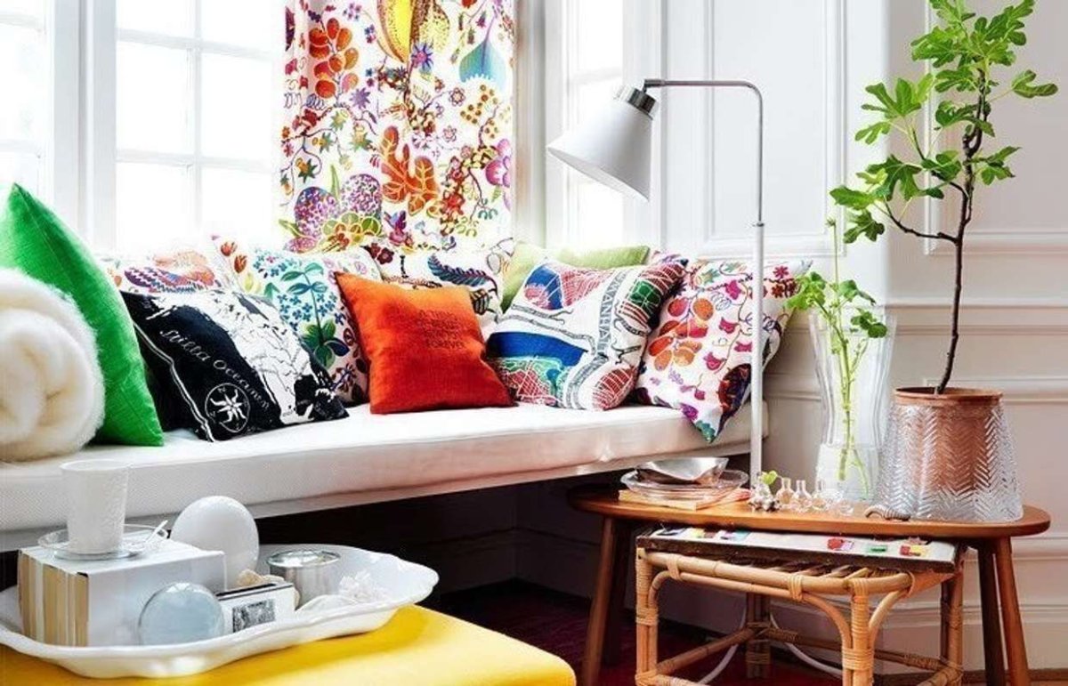 Подушка для дивана