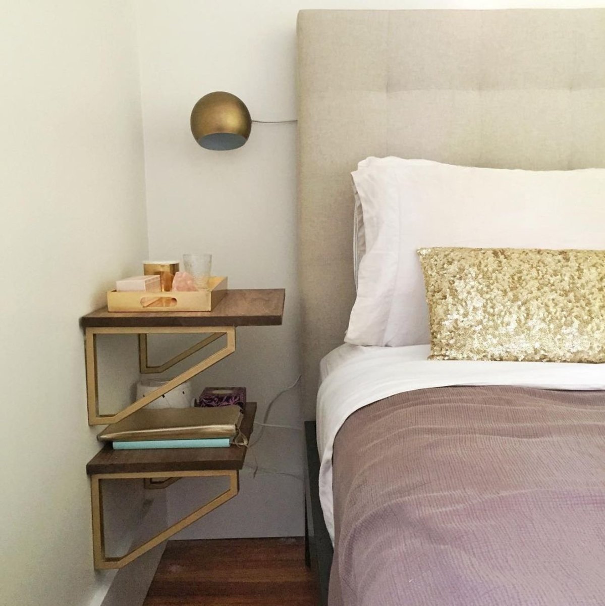 Прикроватные полки ikea