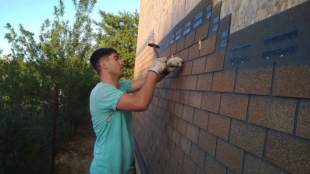 Монтаж фасадной плитки ТЕХНОНИКОЛЬ Хауберк