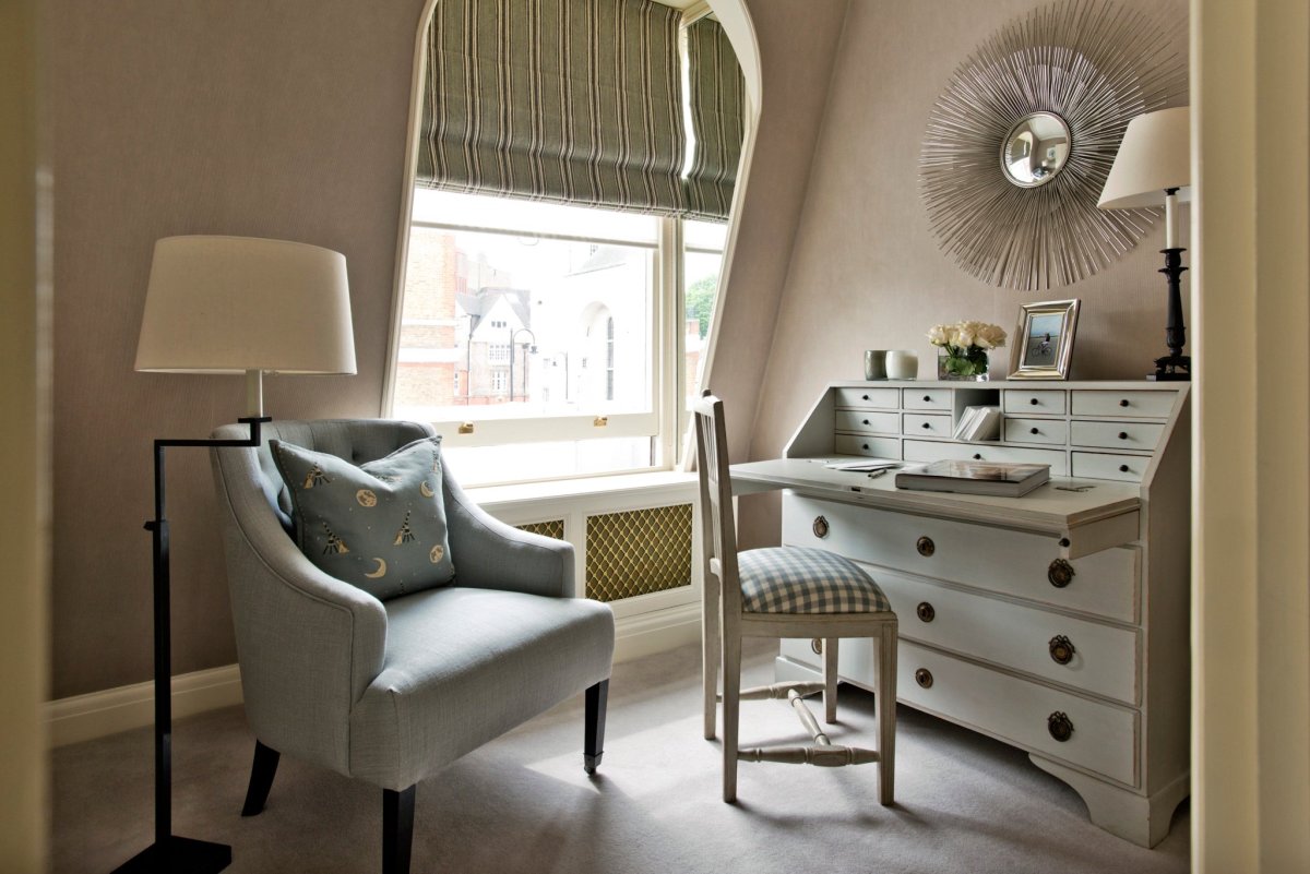 Бюро икеа ХЕМНЭС