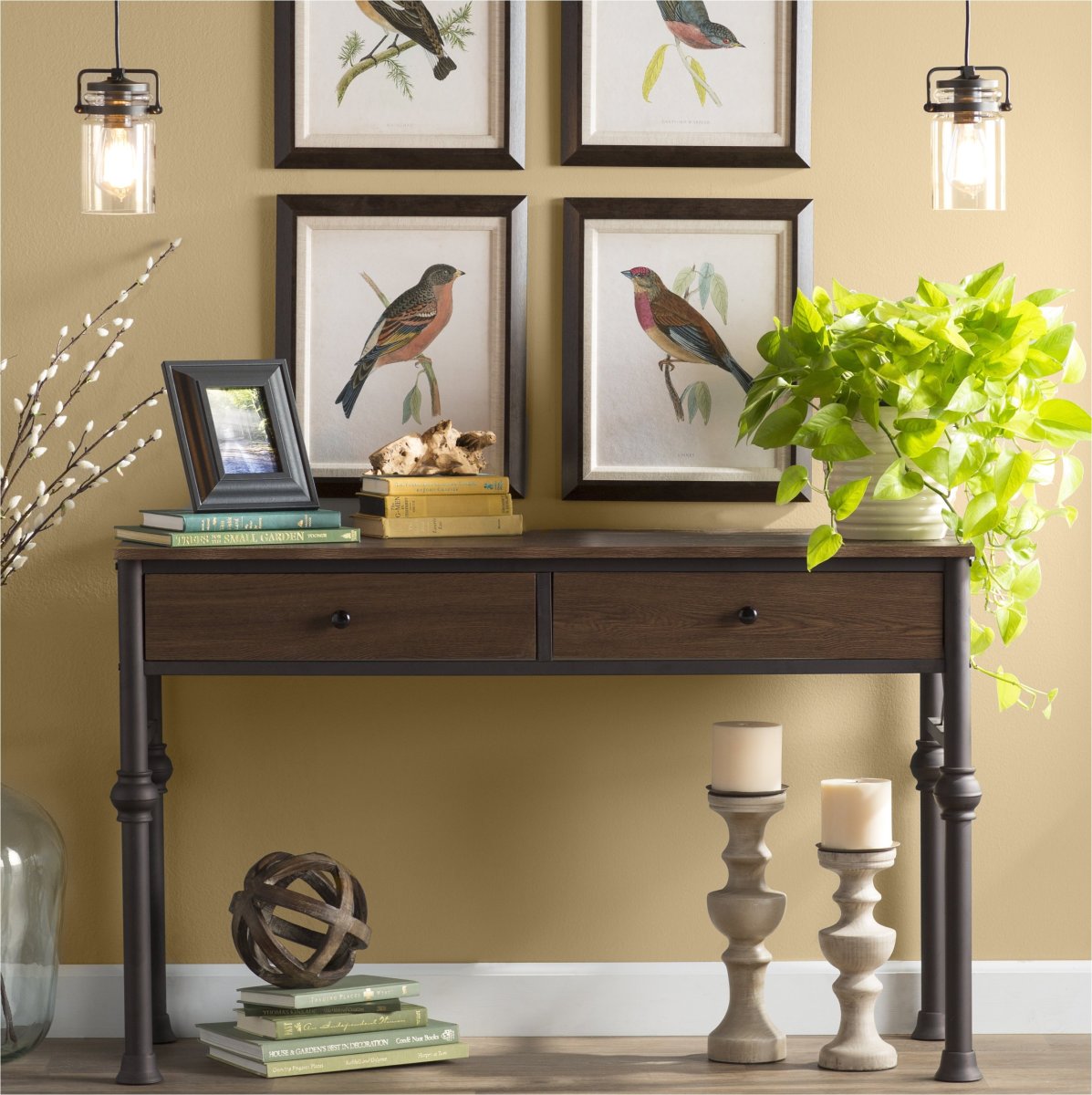 Декор консоли в прихожей