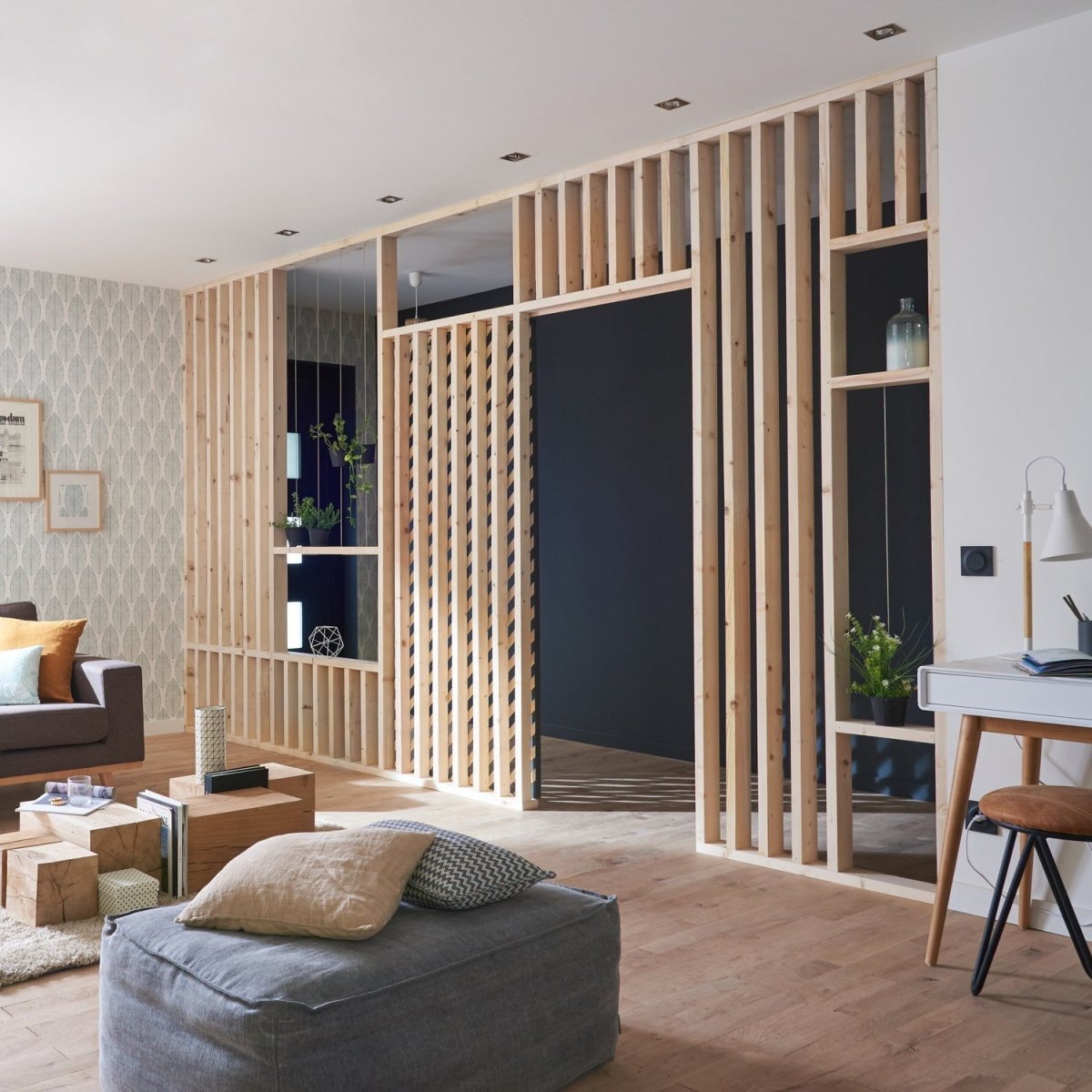 Декор из реек на стену