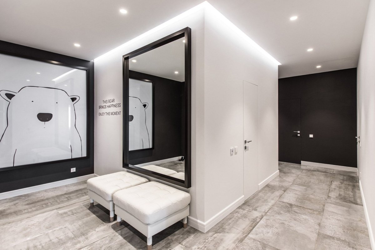 Коридор в пастельных тонах