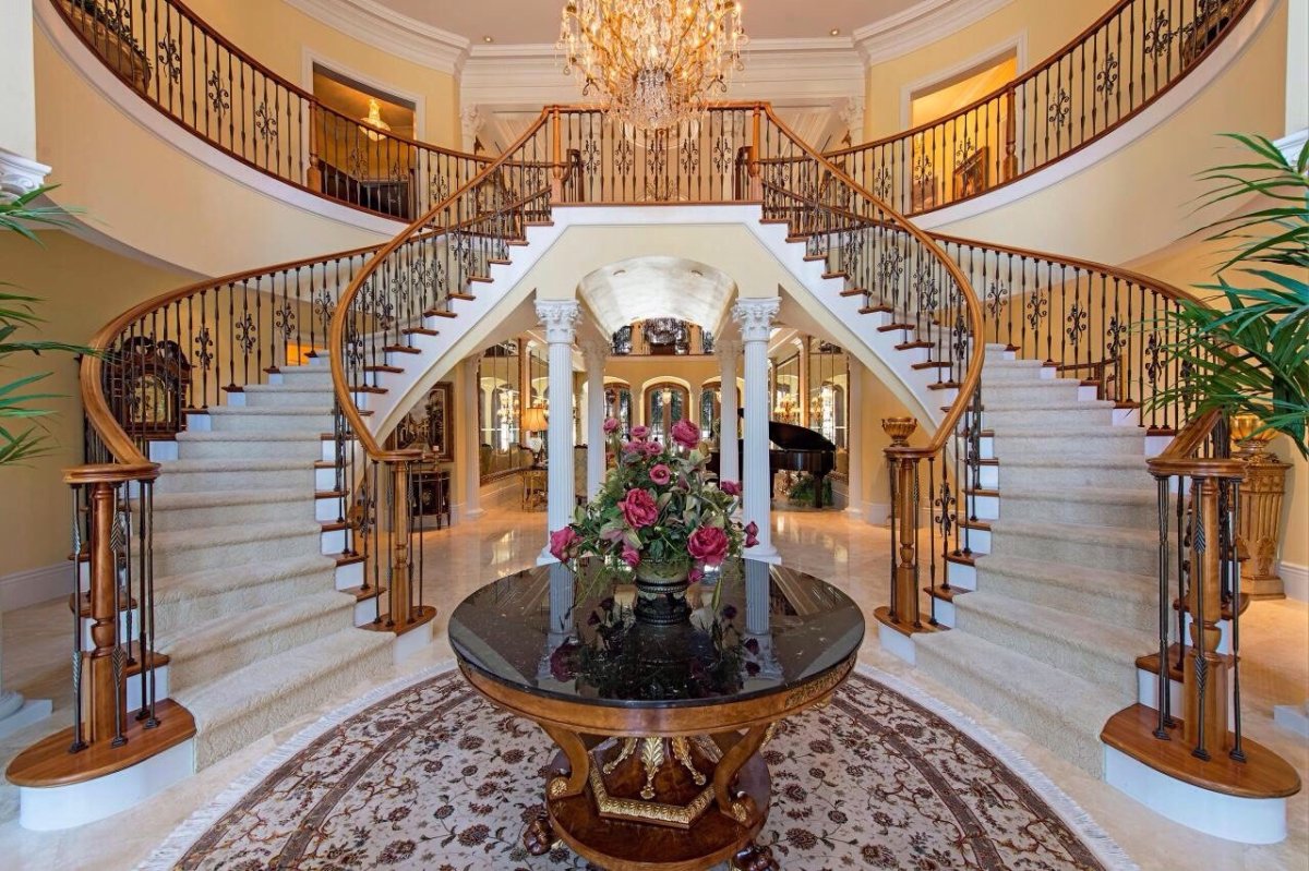 Очень красивый дом