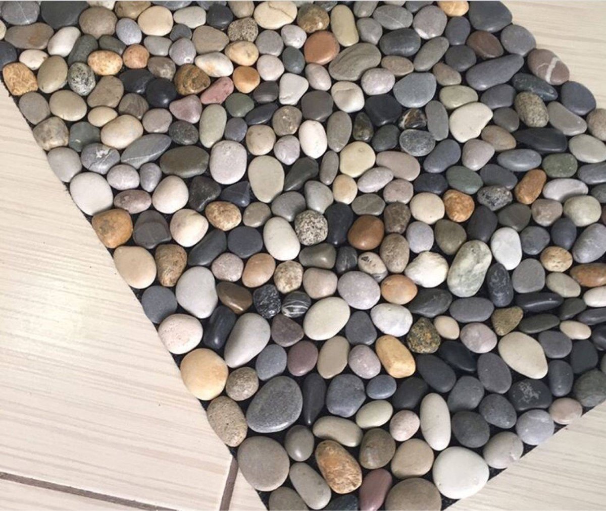 Коврик для ванной камушки